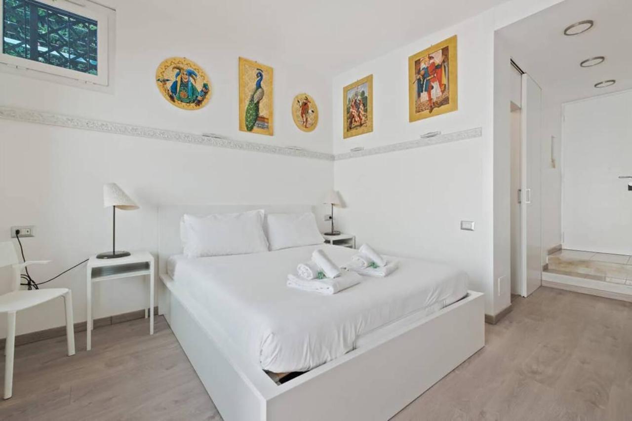 Hostme Flat Metro Spagna Apartment Rome