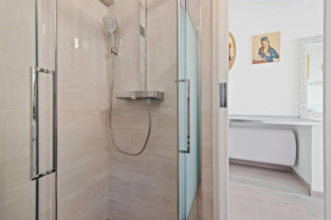 Hostme Flat Metro Spagna Apartment
